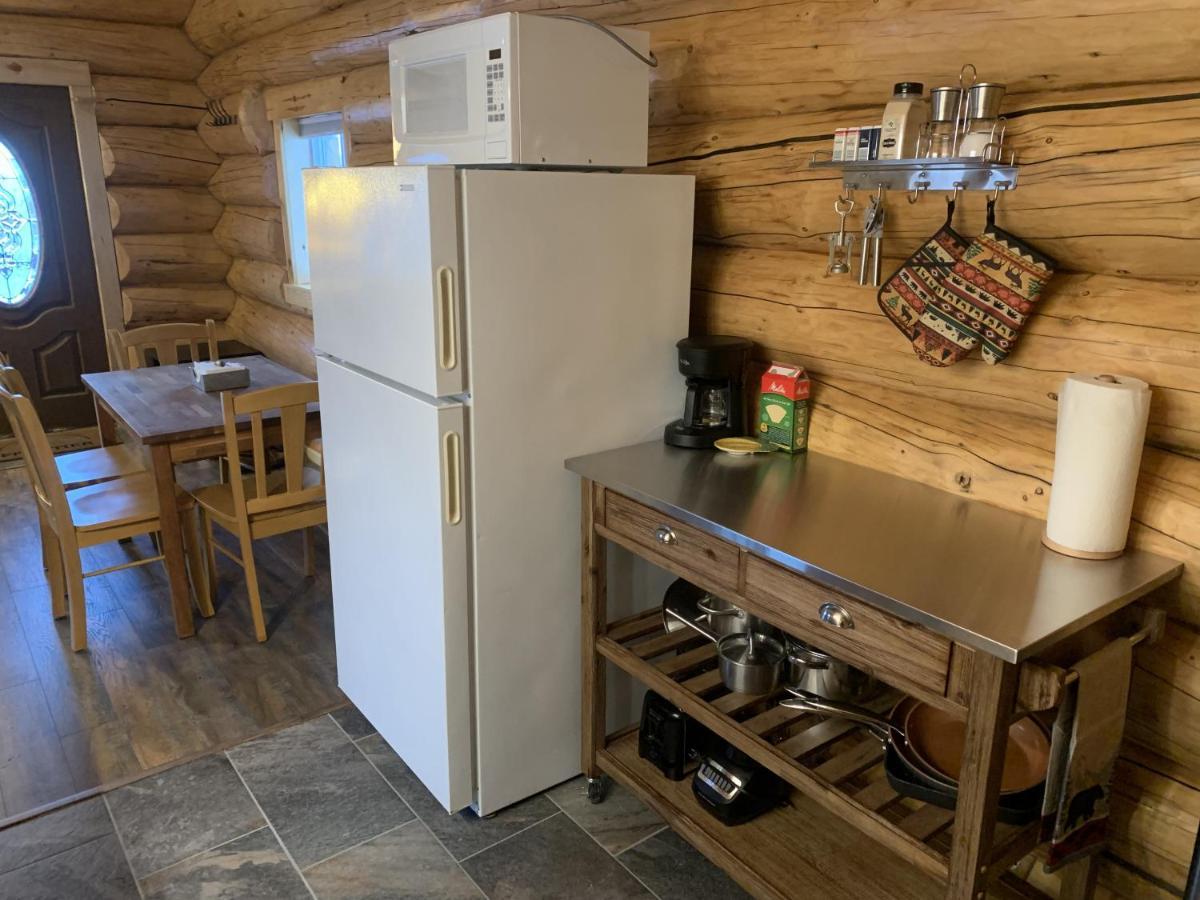 Pleasant Valley Secluded Log Cabin, 30 Min From Chena Hot Springs מראה חיצוני תמונה