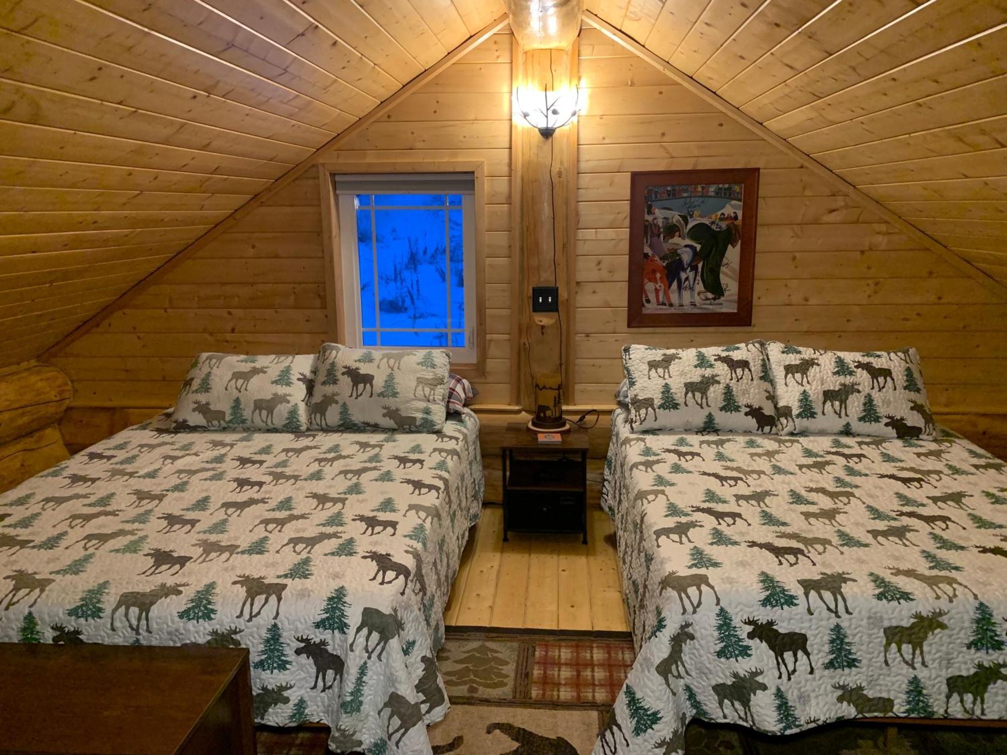 Pleasant Valley Secluded Log Cabin, 30 Min From Chena Hot Springs מראה חיצוני תמונה